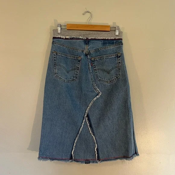 Y2K Riley Vintage Reworked Red Patch Denim Skirt Unique Indie Streetwear - Picture 5 of 6
